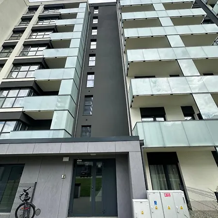アパート Aura Sky With Balkon & Parking *